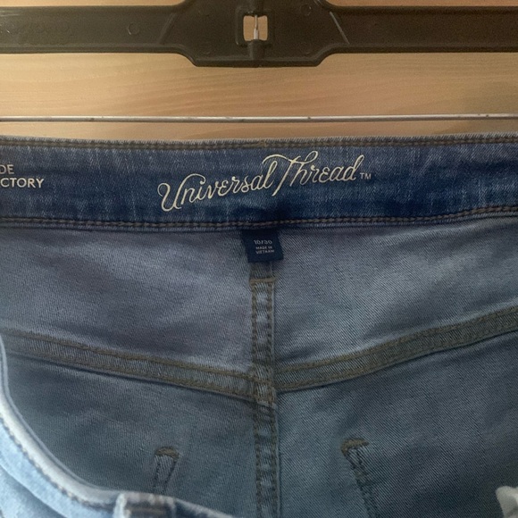 High Rise Universal Thread Ripped Jean Shorts - Picture 4 of 8